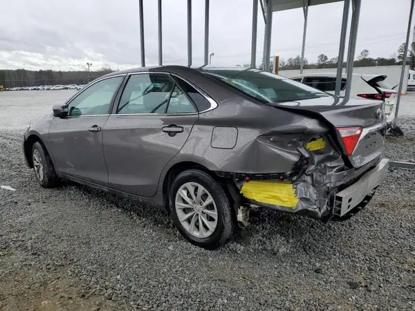 4T1BF1FK5HU665109 2017 TOYOTA CAMRY - Image 2