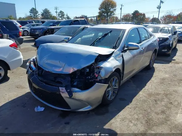 4T1BF1FK5HU666471 2017 TOYOTA CAMRY - Image 2