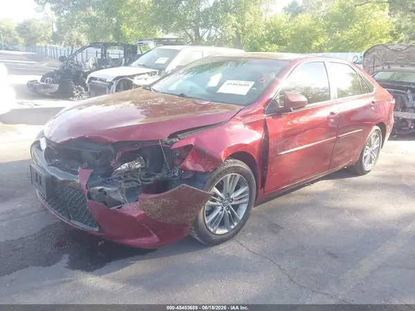 4T1BF1FK5HU671962 2017 TOYOTA CAMRY - Image 2