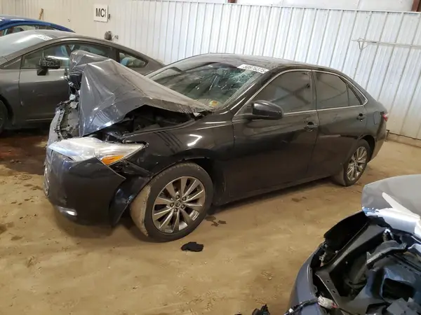 4T1BF1FK5HU676238 2017 TOYOTA CAMRY - Image 1