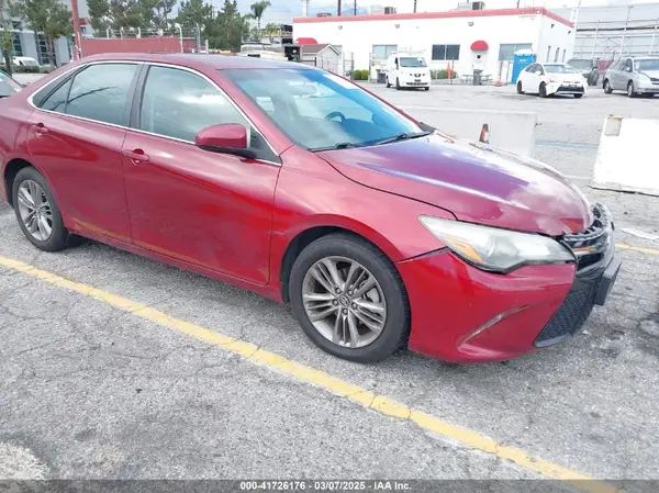 4T1BF1FK5HU676336 2017 TOYOTA CAMRY - Image 1
