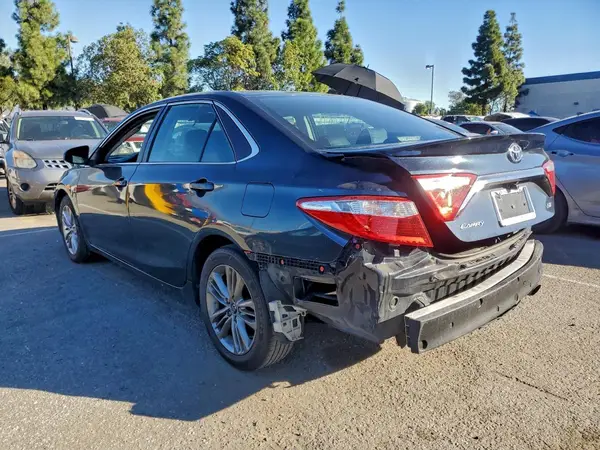 4T1BF1FK5HU679088 2017 TOYOTA CAMRY - Image 2