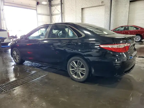4T1BF1FK5HU679608 2017 TOYOTA CAMRY - Image 2