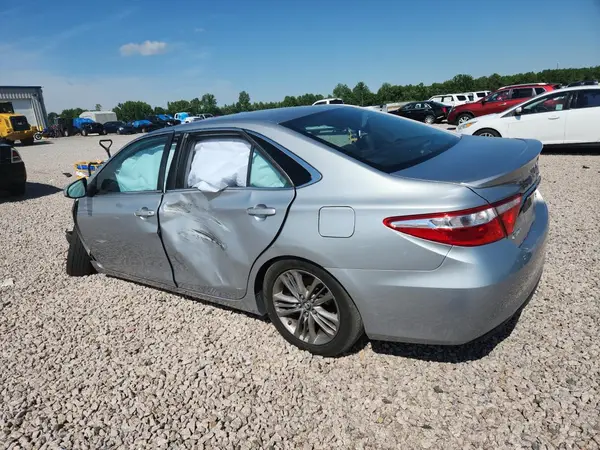 4T1BF1FK5HU681469 2017 TOYOTA CAMRY - Image 2