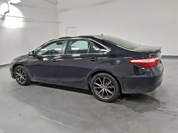 4T1BF1FK5HU691158 2017 TOYOTA CAMRY - Image 2