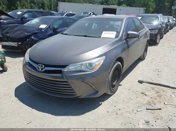 4T1BF1FK5HU691242 2017 TOYOTA CAMRY - Image 2