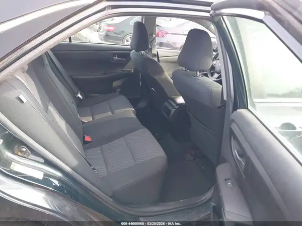 4T1BF1FK5HU692083 2017 TOYOTA CAMRY - Image 8