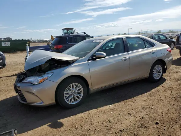 4T1BF1FK5HU693380 2017 TOYOTA CAMRY - Image 1