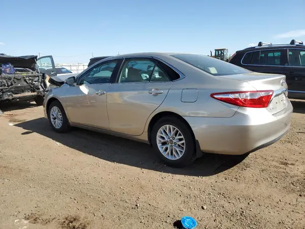 4T1BF1FK5HU693380 2017 TOYOTA CAMRY - Image 2