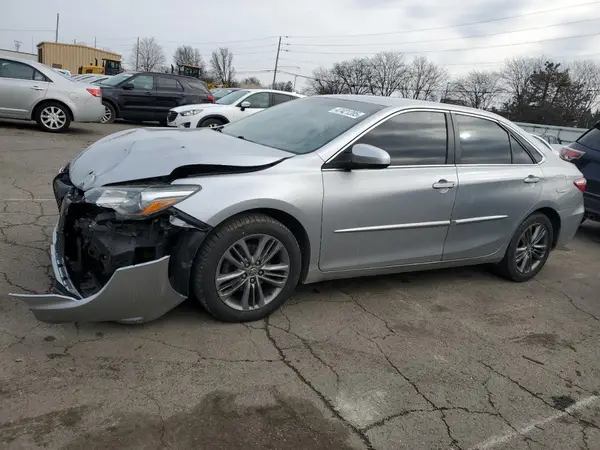 4T1BF1FK5HU696781 2017 TOYOTA CAMRY - Image 1