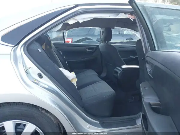 4T1BF1FK5HU698708 2017 TOYOTA CAMRY - Image 8