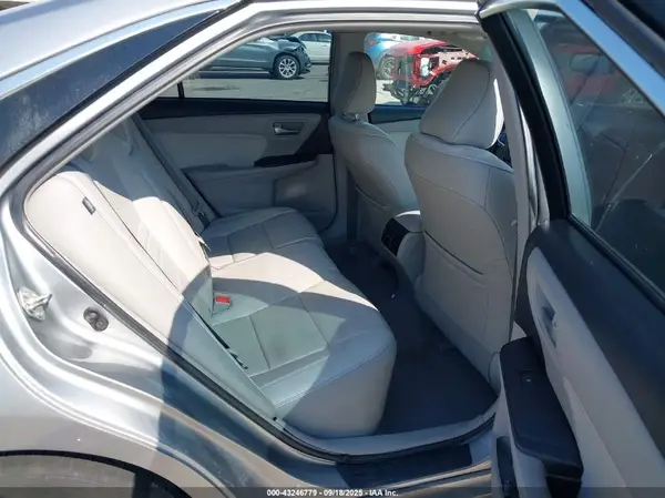 4T1BF1FK5HU699485 2017 TOYOTA CAMRY - Image 8