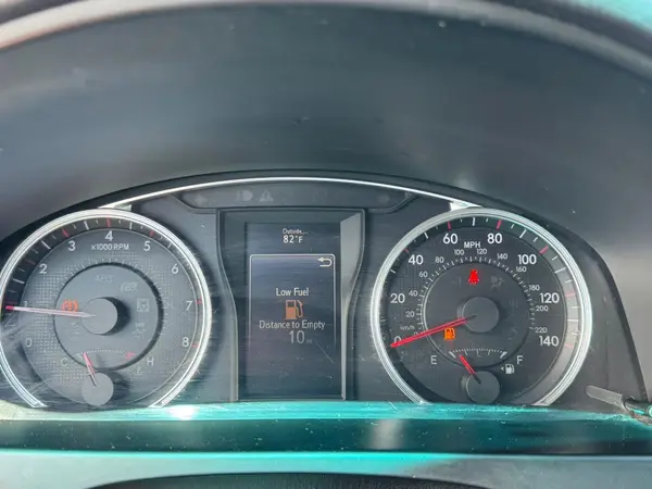 4T1BF1FK5HU70223 2017 TOYOTA CAMRY - Image 8