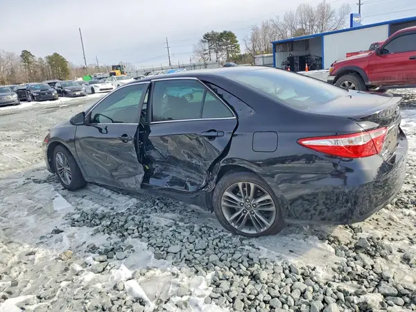 4T1BF1FK5HU705494 2017 TOYOTA CAMRY - Image 2