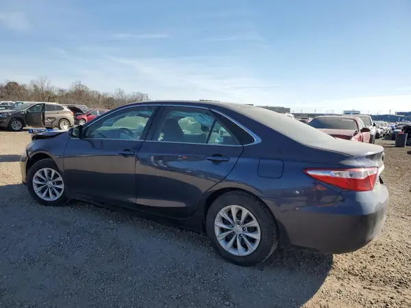 4T1BF1FK5HU709254 2017 TOYOTA CAMRY - Image 2