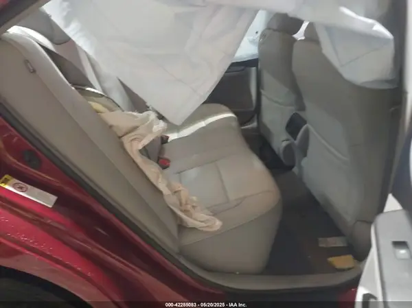 4T1BF1FK5HU712395 2017 TOYOTA CAMRY - Image 8