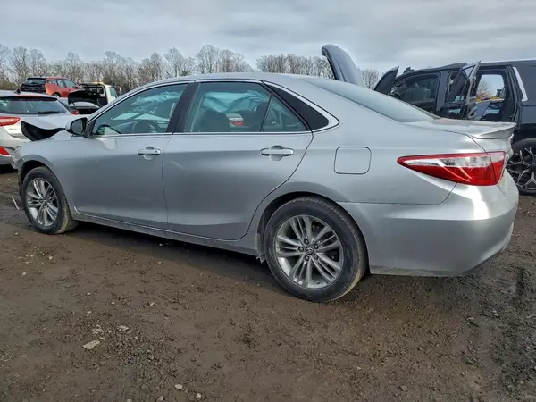 4T1BF1FK5HU712980 2017 TOYOTA CAMRY - Image 2