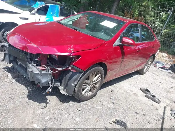 4T1BF1FK5HU714101 2017 TOYOTA CAMRY - Image 2