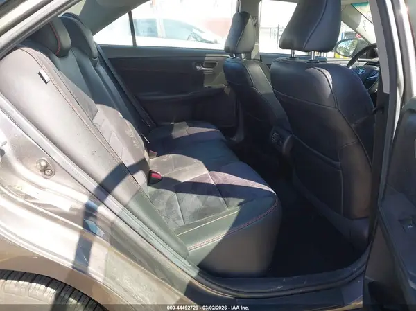 4T1BF1FK5HU718469 2017 TOYOTA CAMRY - Image 8