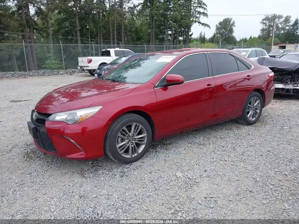 4T1BF1FK5HU725857 2017 TOYOTA CAMRY - Image 2