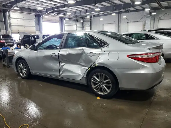 4T1BF1FK5HU730217 2017 TOYOTA CAMRY - Image 2