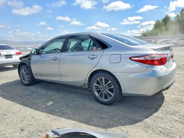 4T1BF1FK5HU731707 2017 TOYOTA CAMRY - Image 2