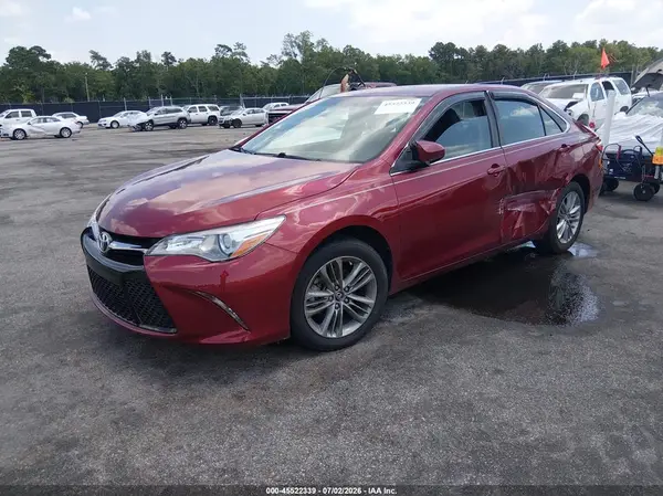4T1BF1FK5HU732310 2017 TOYOTA CAMRY - Image 2