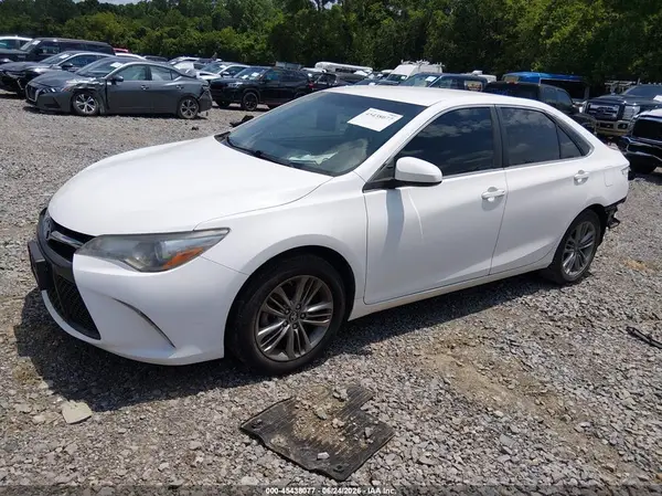4T1BF1FK5HU733280 2017 TOYOTA CAMRY - Image 2