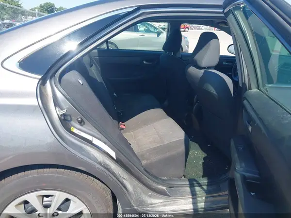 4T1BF1FK5HU734879 2017 TOYOTA CAMRY - Image 8