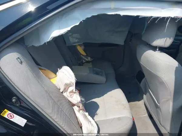 4T1BF1FK5HU737121 2017 TOYOTA CAMRY - Image 8