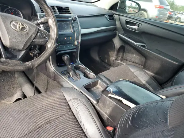 4T1BF1FK5HU737586 2017 TOYOTA CAMRY - Image 8