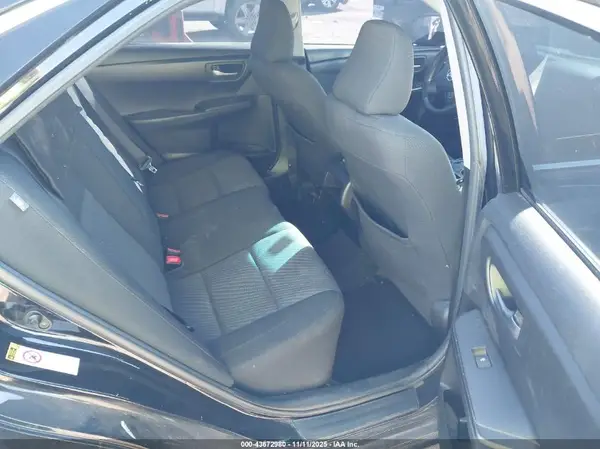 4T1BF1FK5HU739208 2017 TOYOTA CAMRY - Image 8