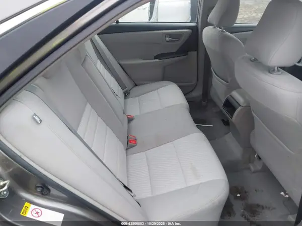 4T1BF1FK5HU740858 2017 TOYOTA CAMRY - Image 8