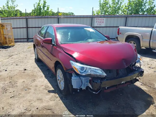 4T1BF1FK5HU742299 2017 TOYOTA CAMRY - Image 1