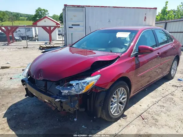 4T1BF1FK5HU742299 2017 TOYOTA CAMRY - Image 2