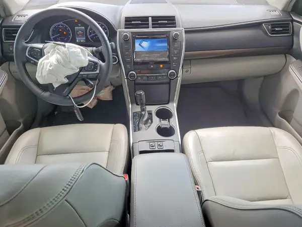 4T1BF1FK5HU745641 2017 TOYOTA CAMRY - Image 8