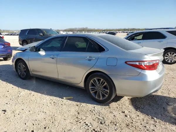 4T1BF1FK5HU746367 2017 TOYOTA CAMRY - Image 2