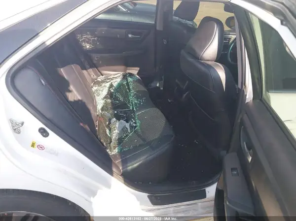 4T1BF1FK5HU748233 2017 TOYOTA CAMRY - Image 8