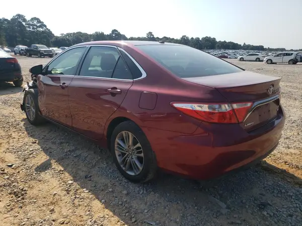 4T1BF1FK5HU752394 2017 TOYOTA CAMRY - Image 2