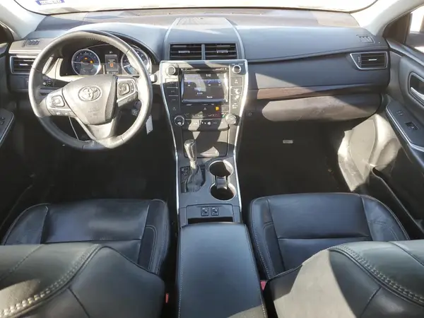 4T1BF1FK5HU752458 2017 TOYOTA CAMRY - Image 8