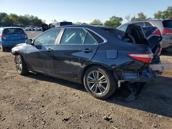 4T1BF1FK5HU755988 2017 TOYOTA CAMRY - Image 2