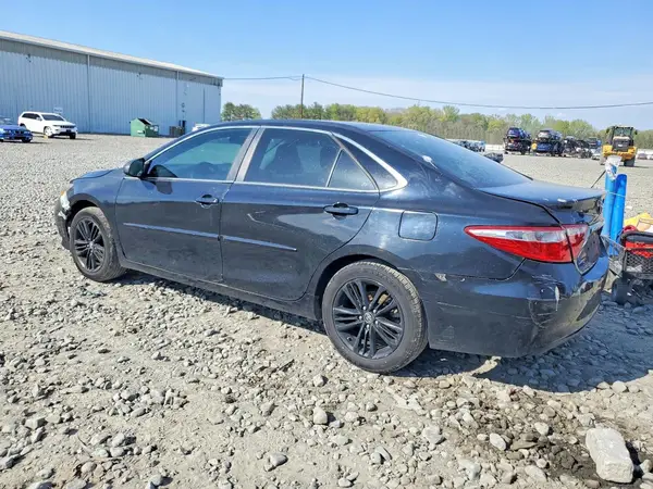 4T1BF1FK5HU757899 2017 TOYOTA CAMRY - Image 2