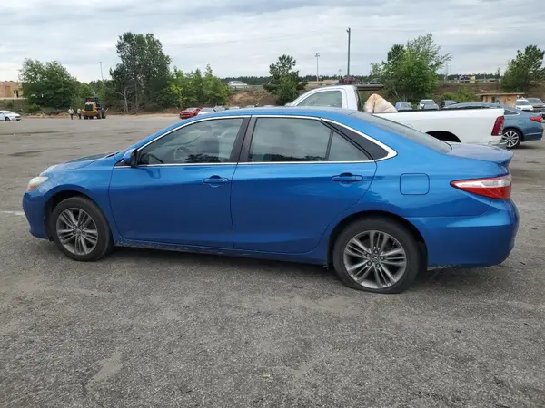 4T1BF1FK5HU759622 2017 TOYOTA CAMRY - Image 2