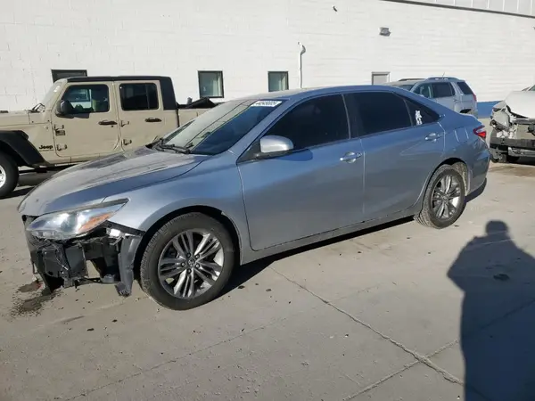 4T1BF1FK5HU760771 2017 TOYOTA CAMRY - Image 1