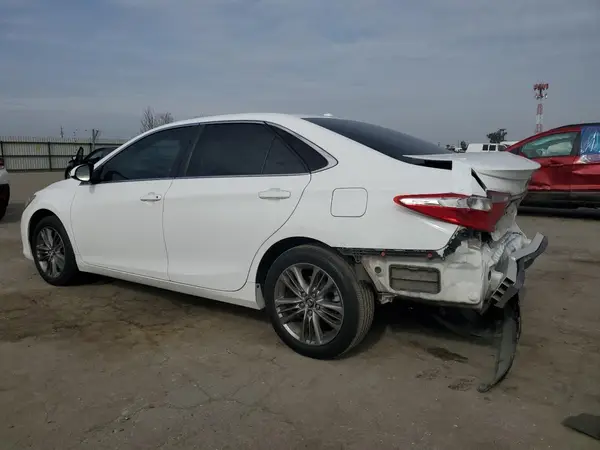 4T1BF1FK5HU765145 2017 TOYOTA CAMRY - Image 2