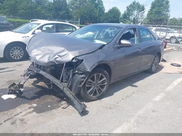 4T1BF1FK5HU765906 2017 TOYOTA CAMRY - Image 2