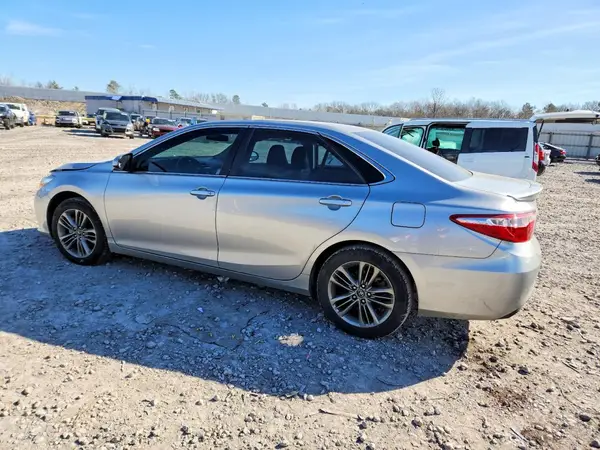4T1BF1FK5HU770734 2017 TOYOTA CAMRY - Image 2