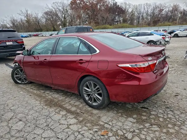 4T1BF1FK5HU776629 2017 TOYOTA CAMRY - Image 2