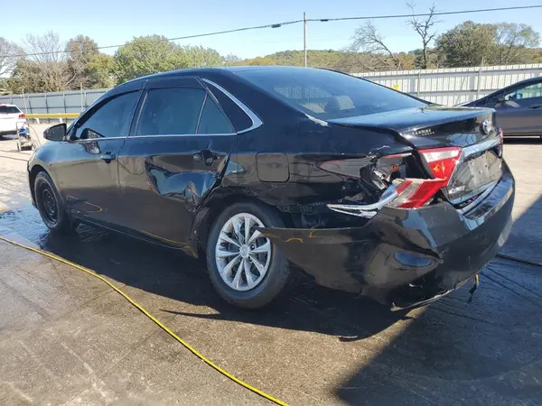 4T1BF1FK5HU777182 2017 TOYOTA CAMRY - Image 2