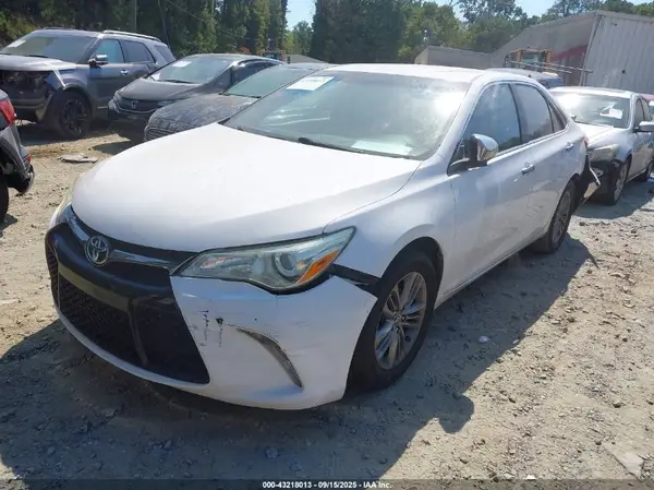 4T1BF1FK5HU778168 2017 TOYOTA CAMRY - Image 2